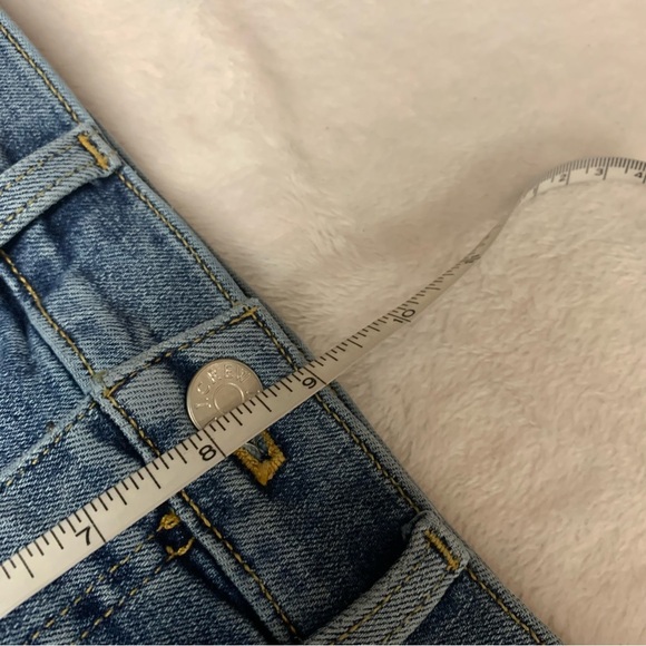 J Crew size 28 non distressed jeans medium wash mid rise skinny fit - Picture 6 of 9